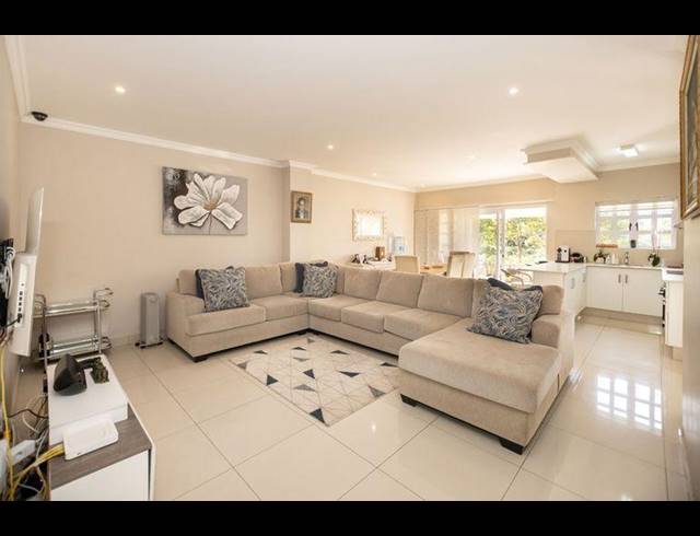 3 BEDROOM DUPLEX FOR SALE IN MOUNT EDGECOMBE